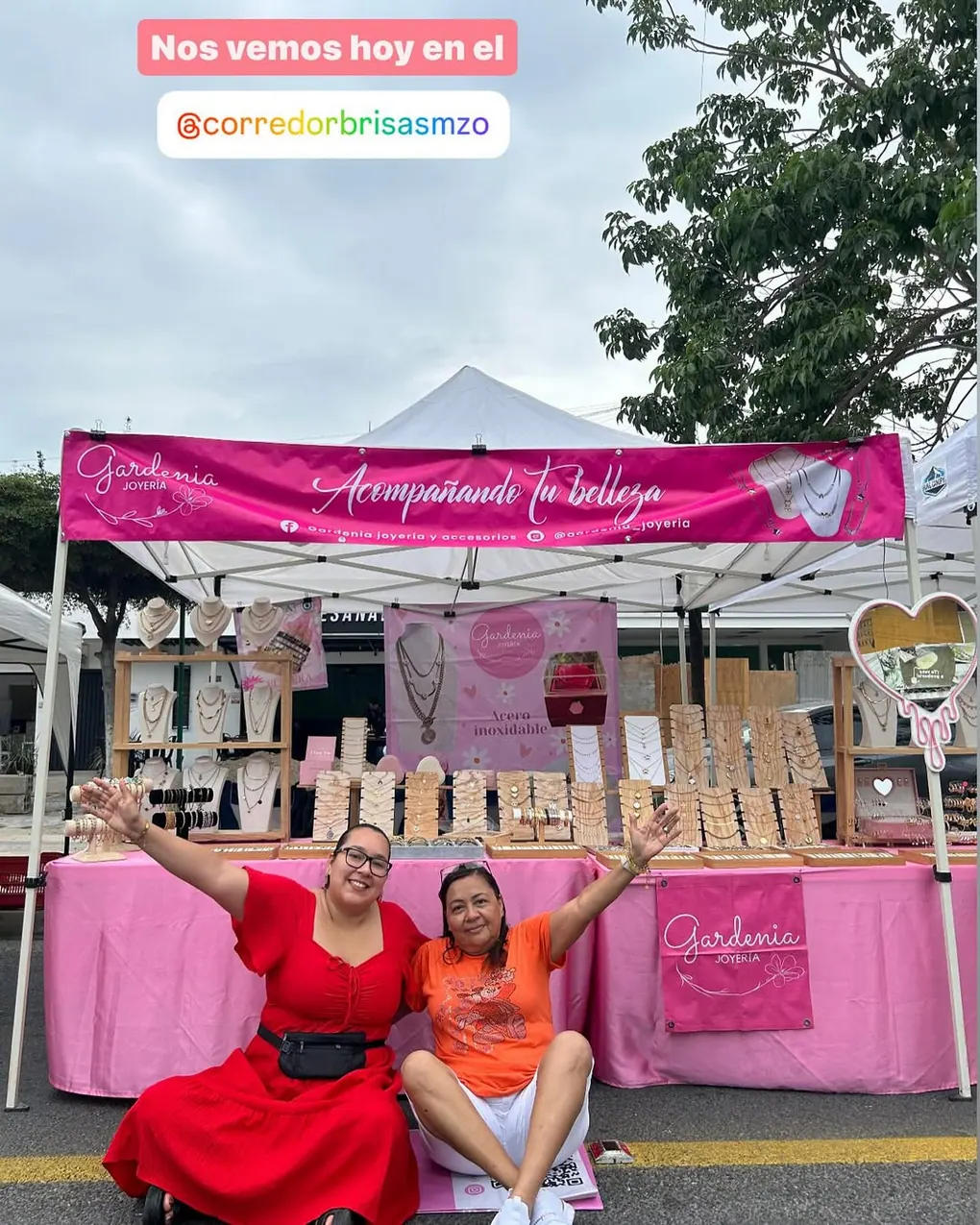 El equipo de Gardenia en el mercadito